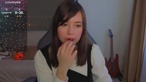 Snapshot of lina_brownie chatting on March 5, 2026, 2:29 am Lina online show from March 5, 2026, 2:29 am