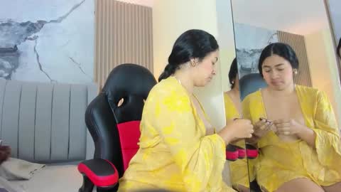 Snapshot of lina_dubois chatting on December 3, 2025, 11:52 am LINA DUBOIS online show from December 3, 2025, 11:52 am