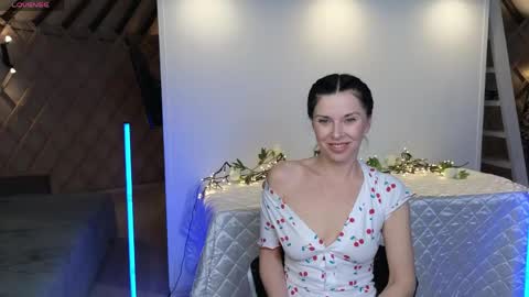 lina_flore online show from May 31, 2026, 10:11 pm