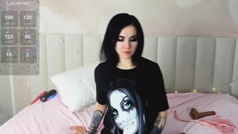 lina_moony online show from January 9, 2026, 2:03 am