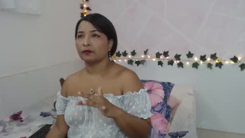 Snapshot of lina_sanchezih chatting on October 8, 2025, 1:20 pm LINA SANCHEZ online show from October 8, 2025, 1:20 pm