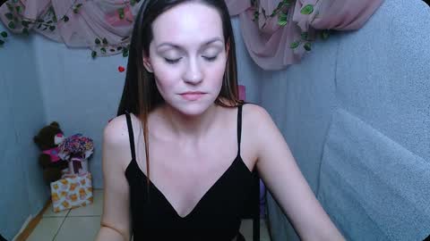 Lina online show from December 17, 2024, 9:50 am