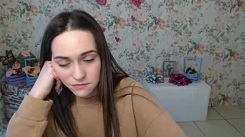 Lina online show from February 27, 2025, 7:01 am