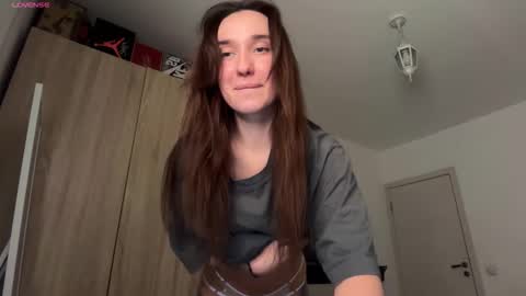 Lina online show from November 12, 2025, 10:41 pm