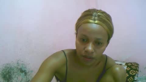 Snapshot of linah1123 chatting on January 11, 2026, 10:15 pm linah1123 online show from January 11, 2026, 10:15 pm