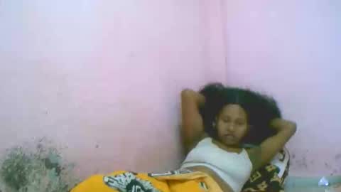 Snapshot of linah1123 chatting on January 13, 2026, 12:16 am linah1123 online show from January 13, 2026, 12:16 am