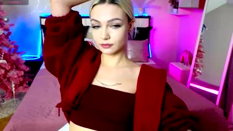 I am Lina online show from December 13, 2025, 7:53 pm