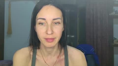 Snapshot of linalivee chatting on February 3, 2026, 8:14 pm LinaLivee online show from February 3, 2026, 8:14 pm