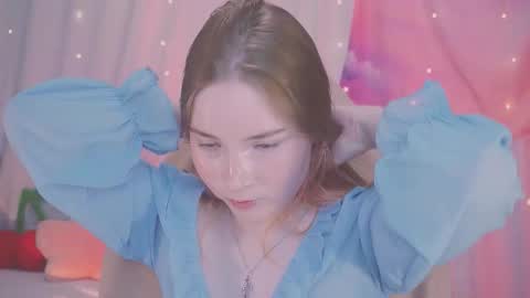 Snapshot of linalyy chatting on December 18, 2025, 5:02 am Lina online show from December 18, 2025, 5:02 am