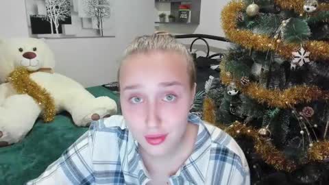 Snapshot of linatruly chatting on January 14, 2025, 8:15 pm Lina online show from January 14, 2025, 8:15 pm
