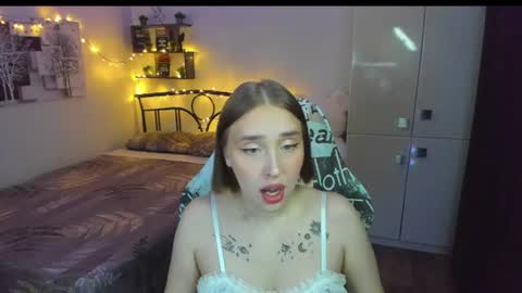 Snapshot of linatruly chatting on June 9, 2026, 9:15 pm Lina online show from June 9, 2026, 9:15 pm