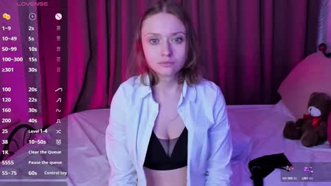 Snapshot of linda__bryant chatting on January 3, 2025, 3:49 am Linda GMT2 Mon Tu Fri Sa Su 0300am-1000 am online show from January 3, 2025, 3:49 am