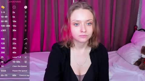Snapshot of linda__bryant chatting on January 20, 2025, 3:37 am Linda GMT2 Mon Tu Fri Sa Su 0300am-1000 am online show from January 20, 2025, 3:37 am