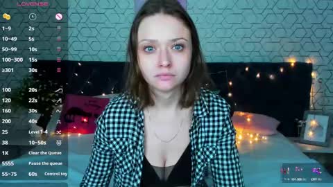 Snapshot of linda__bryant chatting on February 2, 2025, 3:32 am Linda GMT2 Mon Tu Fri Sa Su 0300am-1000 am online show from February 2, 2025, 3:32 am