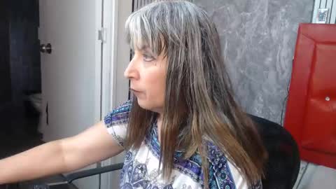 Linda online show from September 11, 2025, 11:54 am