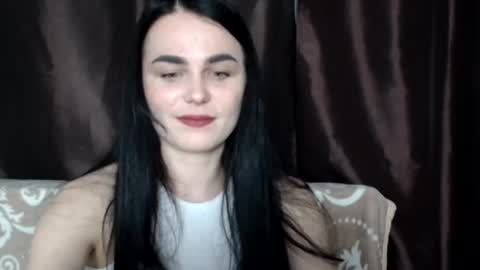 Snapshot of linda_aa chatting on March 11, 2025, 7:47 pm Linda online show from March 11, 2025, 7:47 pm