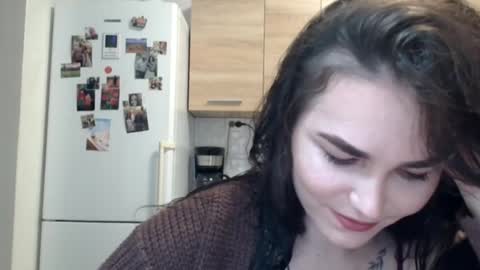 Linda online show from October 19, 2025, 6:08 pm