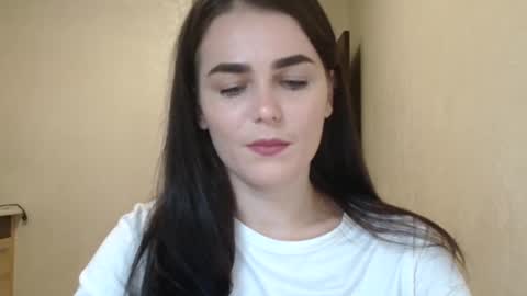 Linda online show from November 28, 2025, 8:00 pm