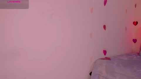 Snapshot of linda_alana chatting on February 16, 2025, 3:48 pm Alana online show from February 16, 2025, 3:48 pm