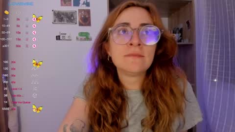 Giggles  online show from February 11, 2025, 2:46 am