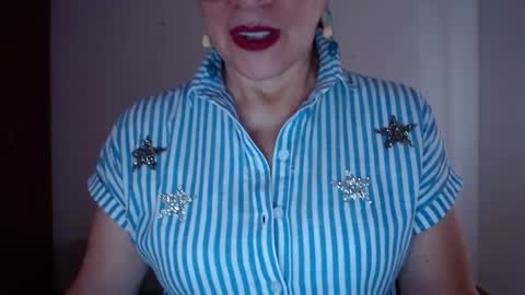 Snapshot of linda_hanna1977 chatting on February 2, 2026, 2:49 pm Linda Hanna online show from February 2, 2026, 2:49 pm