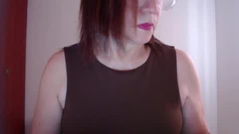 Snapshot of linda_hanna1977 chatting on February 6, 2026, 3:04 pm Linda Hanna online show from February 6, 2026, 3:04 pm