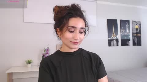 Snapshot of linda_morgan1 chatting on April 8, 2026, 12:16 pm Maria Paula online show from April 8, 2026, 12:16 pm