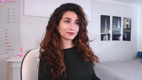 Snapshot of linda_morgan1 chatting on April 13, 2026, 12:21 pm Maria Paula online show from April 13, 2026, 12:21 pm