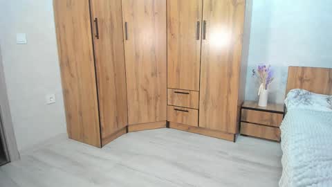 linda_power online show from February 10, 2025, 9:47 am