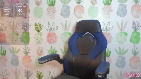 Snapshot of linda_rios_ chatting on September 17, 2025, 7:37 pm L I N D A online show from September 17, 2025, 7:37 pm