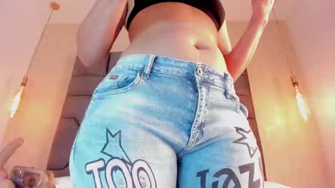 Snapshot of linda_saenz1 chatting on March 11, 2025, 11:44 am Linda Saenz online show from March 11, 2025, 11:44 am