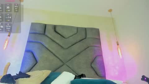 Snapshot of linda_saenz1 chatting on November 25, 2025, 11:32 am Linda Saenz online show from November 25, 2025, 11:32 am