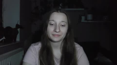 Snapshot of lindaamore chatting on October 27, 2025, 9:41 pm LindaAmore online show from October 27, 2025, 9:41 pm