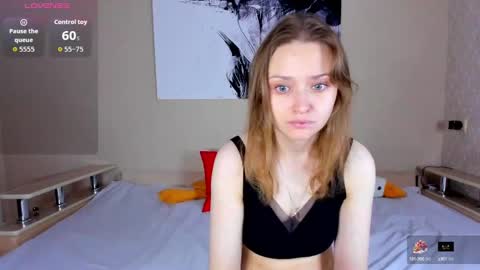 Snapshot of lindaeva chatting on October 5, 2025, 2:10 am Linda online show from October 5, 2025, 2:10 am