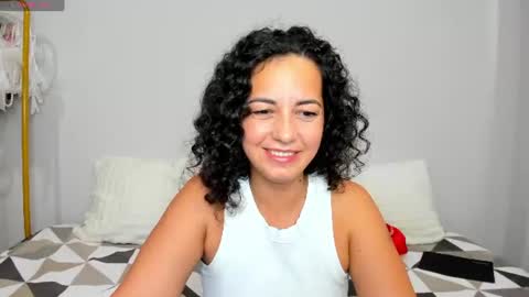 Linda online show from June 29, 2026, 1:12 am