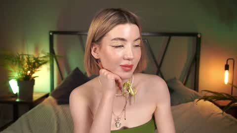 Snapshot of lindathacker chatting on January 22, 2025, 11:23 am your Linda is back online show from January 22, 2025, 11:23 am