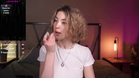 Snapshot of lindathacker chatting on February 5, 2025, 8:21 am your Linda is back online show from February 5, 2025, 8:21 am