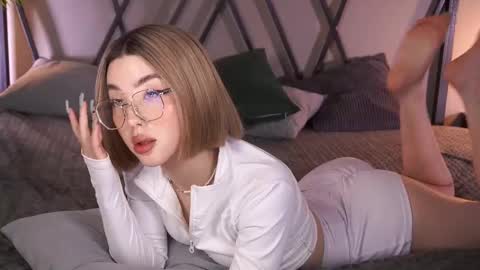 Snapshot of lindathacker chatting on February 10, 2025, 8:09 am your Linda is back online show from February 10, 2025, 8:09 am