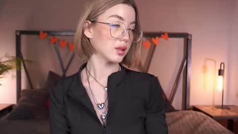 Snapshot of lindathacker chatting on February 26, 2025, 10:58 am your Linda is back online show from February 26, 2025, 10:58 am