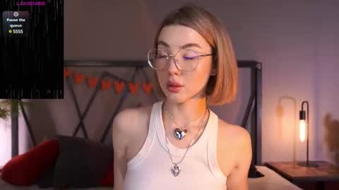 Snapshot of lindathacker chatting on March 6, 2025, 8:19 am your Linda is back online show from March 6, 2025, 8:19 am