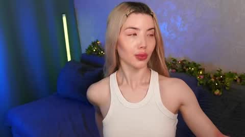 Snapshot of lindathackerr chatting on May 24, 2026, 7:02 am Linda online show from May 24, 2026, 7:02 am