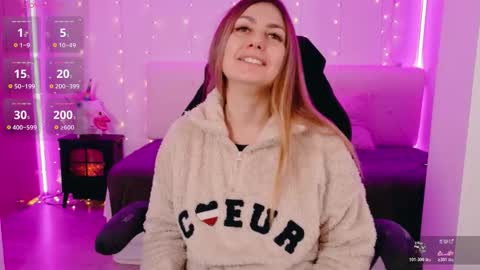 Snapshot of lindawhite_ chatting on February 13, 2026, 10:06 pm Linda -- online show from February 13, 2026, 10:06 pm