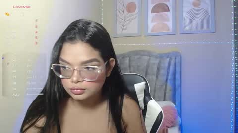 ana online show from October 12, 2025, 5:06 am