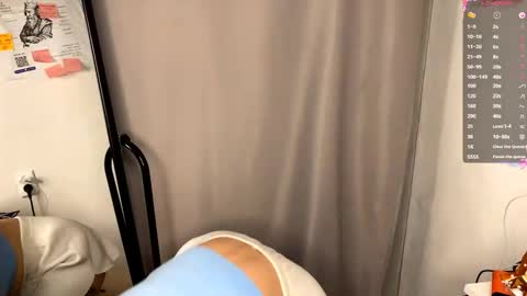 Kate online show from November 14, 2025, 8:18 pm