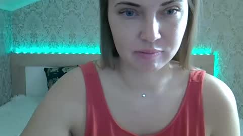 Snapshot of lindsisecret chatting on December 4, 2024, 10:13 am Anna online show from December 4, 2024, 10:13 am