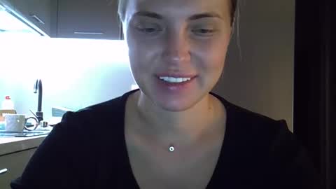 Snapshot of lindsisecret chatting on September 12, 2025, 4:07 pm Anna online show from September 12, 2025, 4:07 pm