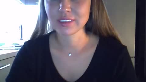 Snapshot of lindsisecret chatting on September 13, 2025, 10:09 pm Anna online show from September 13, 2025, 10:09 pm