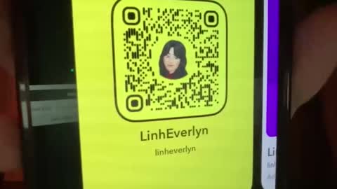 Snapshot of linheverlyn chatting on February 8, 2026, 1:36 pm Linh Everlyn online show from February 8, 2026, 1:36 pm