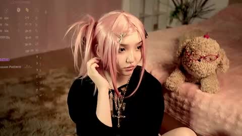 Linh -   online show from June 29, 2026, 10:32 pm