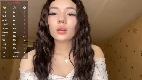 Snapshot of linhtadt chatting on April 19, 2026, 5:23 pm Lira online show from April 19, 2026, 5:23 pm